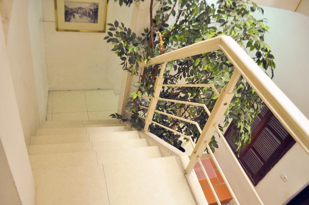 Friends Inn & Travel Hanoi Exterior photo